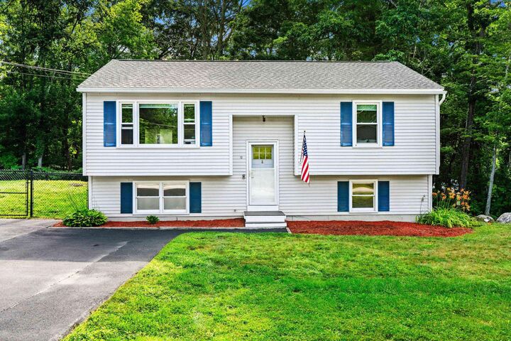 Property Photo: 12 Cottage Avenue NH 03032
