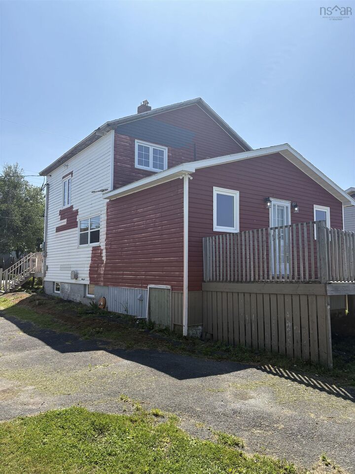 Property Photo:  37 Bennett Street  NS B1P 5V3 