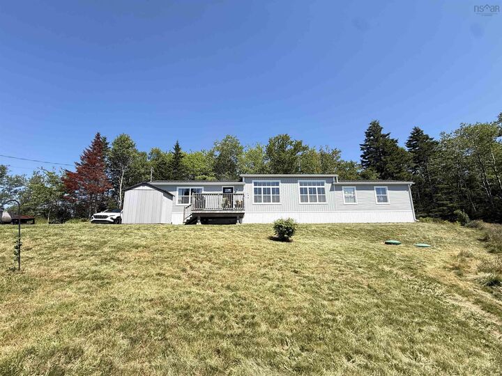 Property Photo: 1053 East Uniacke Road NS B0N 1Z0