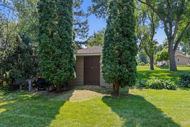 Property Photo: 3830 Saratoga Lane N MN 55441