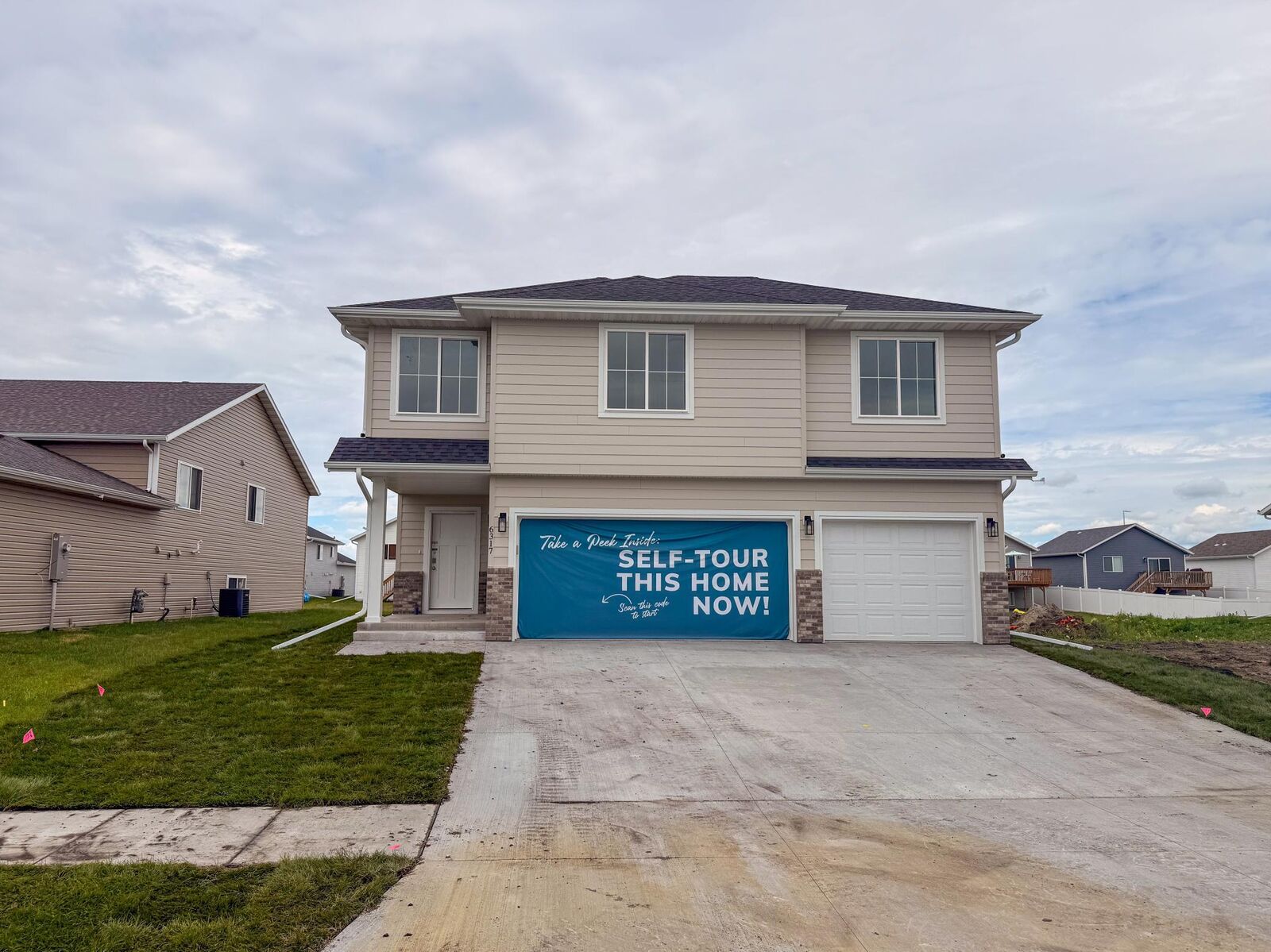 Property Photo:  6317 83 Avenue  ND 58047 