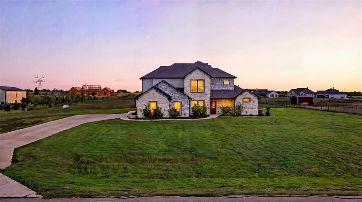 Property Photo:  7271 Michelle Point  TX 76249 