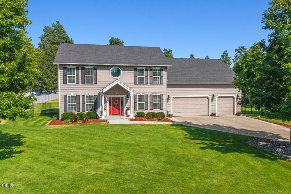 Property Photo: 4081 Collier Lane OR 97603
