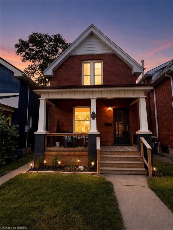 Property Photo: 20 Wells Avenue ON N3R 4J2