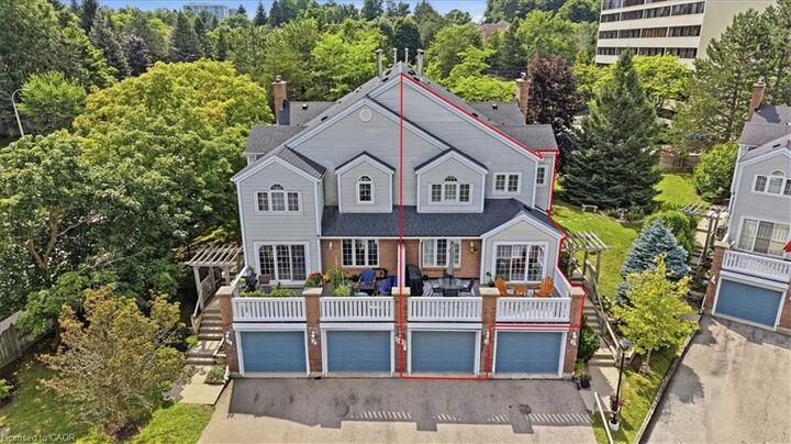 Property Photo: 502 Beechwood Drive 3 ON N2T 2C5