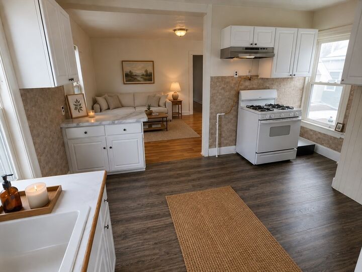 Property Photo:  78 Birch St 2  MA 01603 