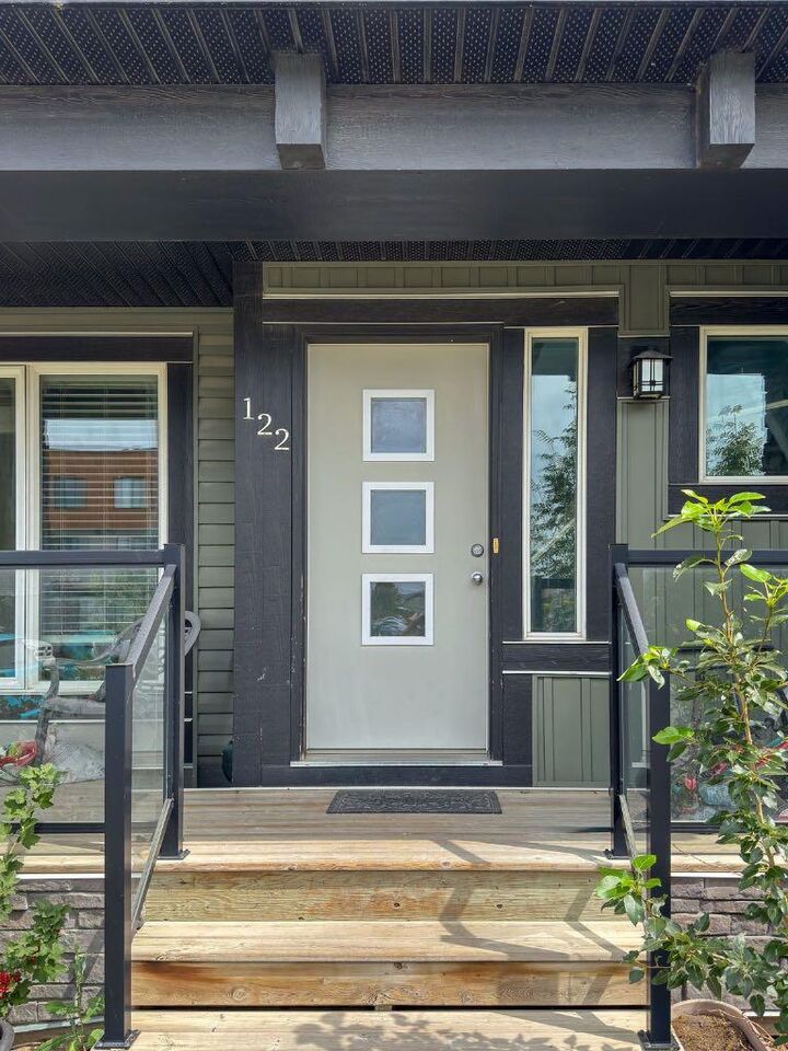 Property Photo: 122 Midtown Boulevard SW AB T4B 4C9