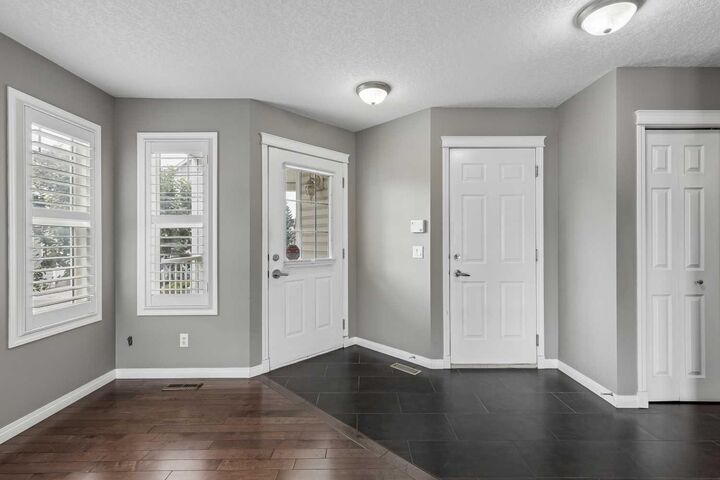 Property Photo: 139 Hidden Creek Gardens NW AB T3A 6J4