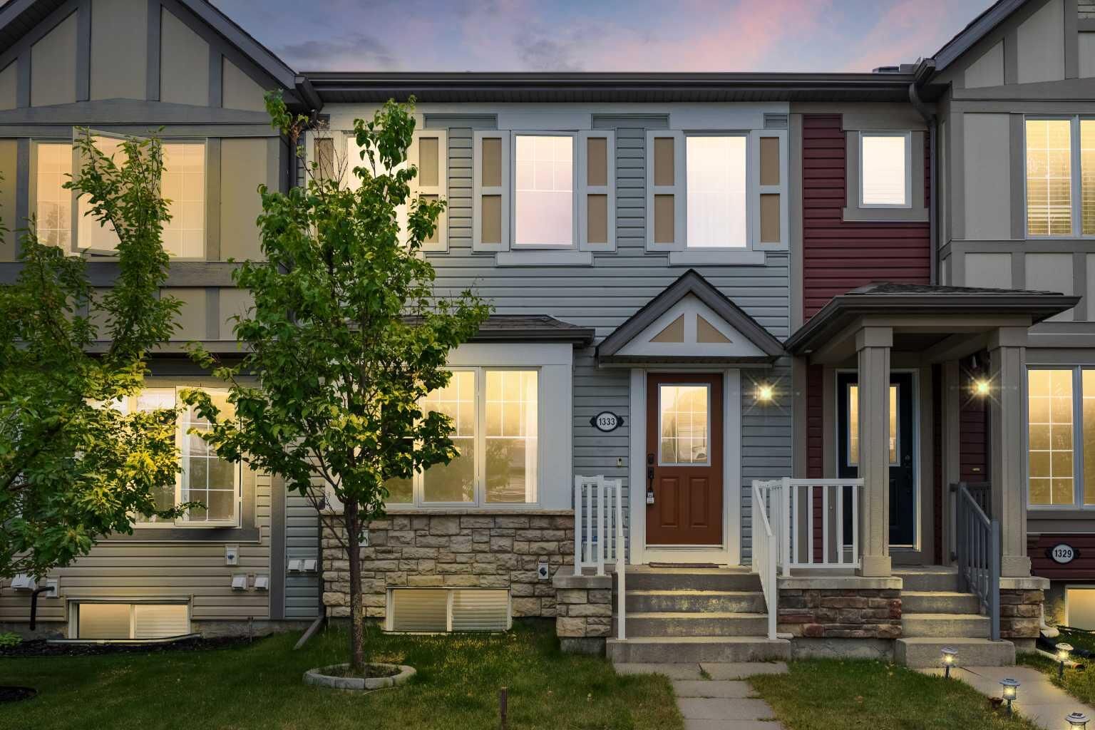 Property Photo:  1333 Windstone Road SW  AB T4B 0N7 