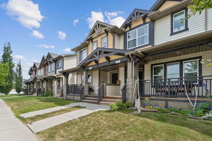 Property Photo:  110 Clydesdale Way  AB T4C 0L6 