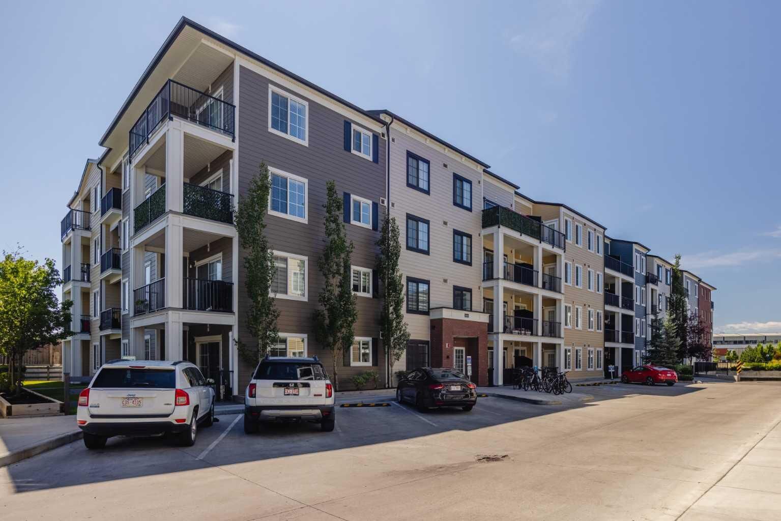 Property Photo:  151 Legacy Main Street SE 6409  AB T2X 4A4 