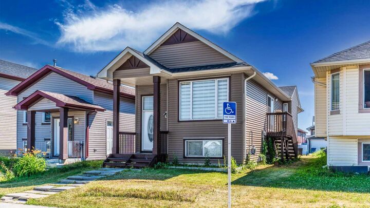 Property Photo: 247 Taracove Estate Drive NE AB T3J 4R5