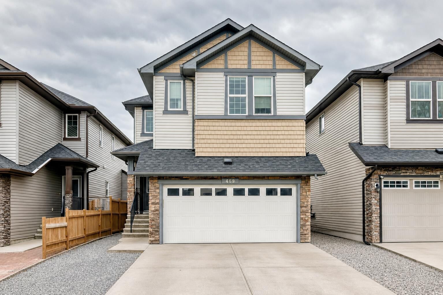Property Photo: 469 Skyview Shores Manor NE AB T3N 0H2
