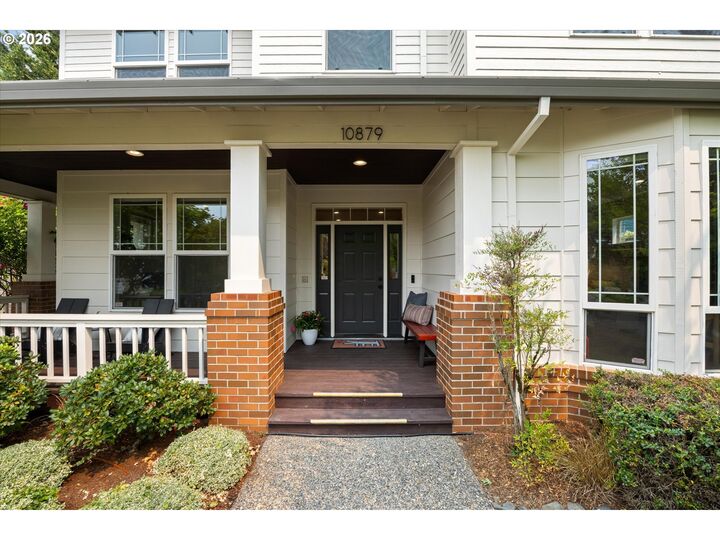 Property Photo:  10879 NW Supreme Ct  OR 97229 