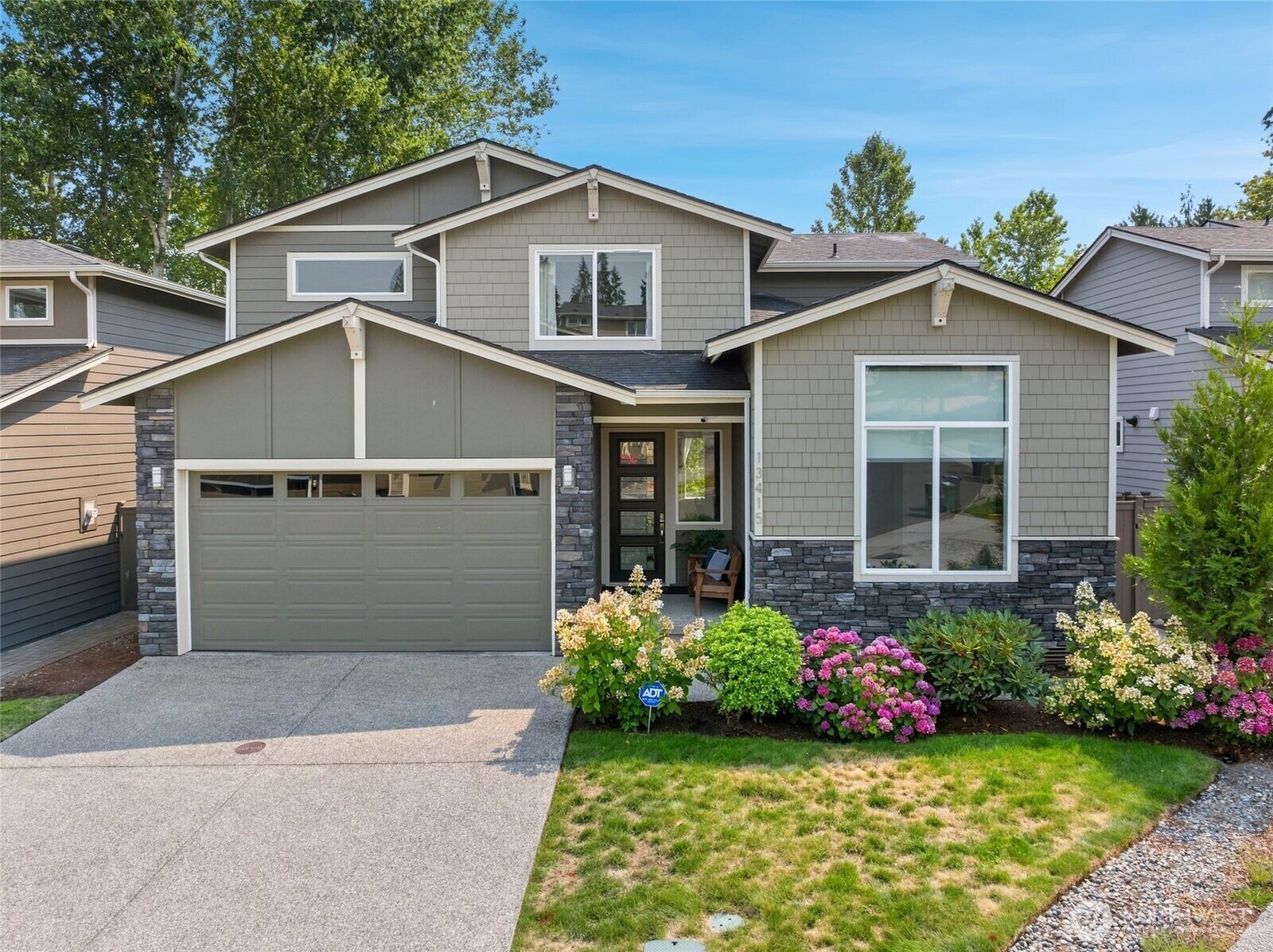 Property Photo:  13415 NE 128th Place  WA 98034 