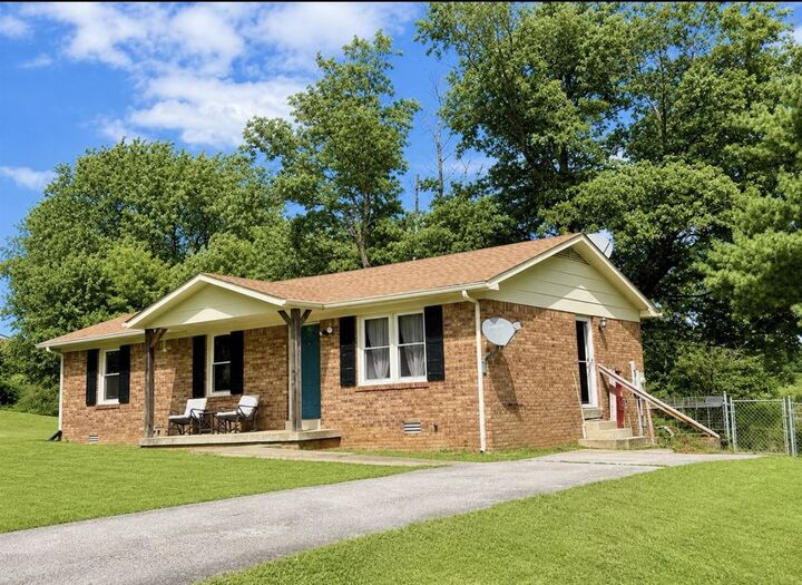 Property Photo: 10574 Kentucky Highway 185 KY 42101