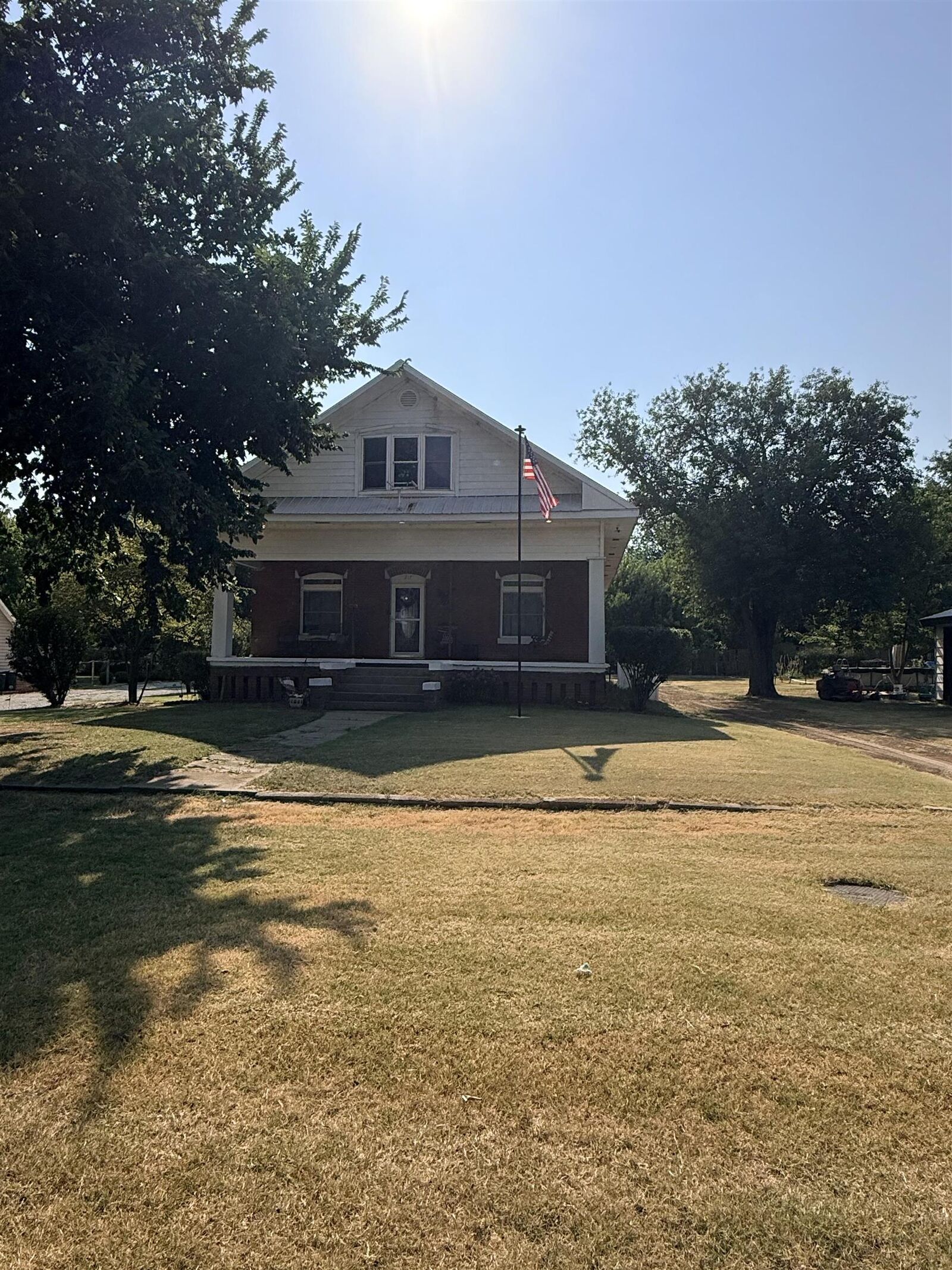 Property Photo: 211 N Plum KS 67004
