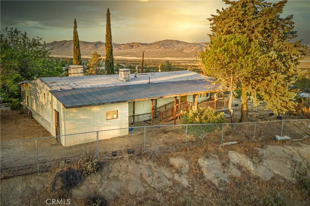 Property Photo:  58883 Kaweea Drive  CA 92539 