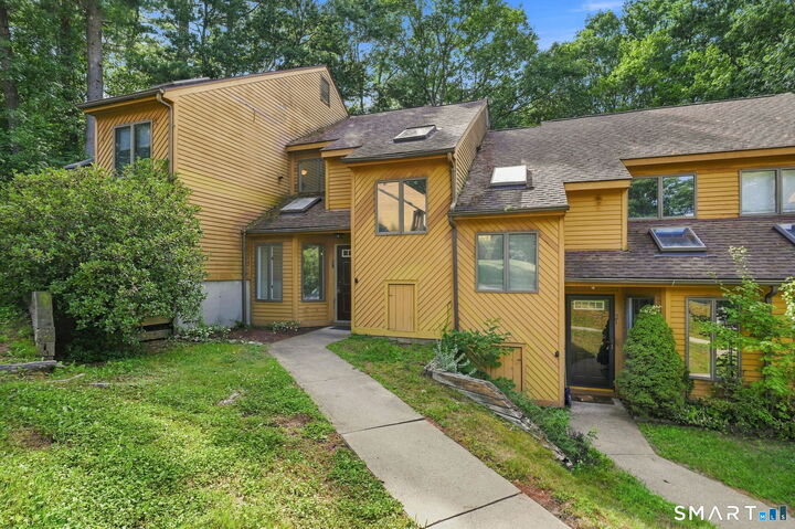 Property Photo:  44 Tolland Avenue 20  CT 06076 