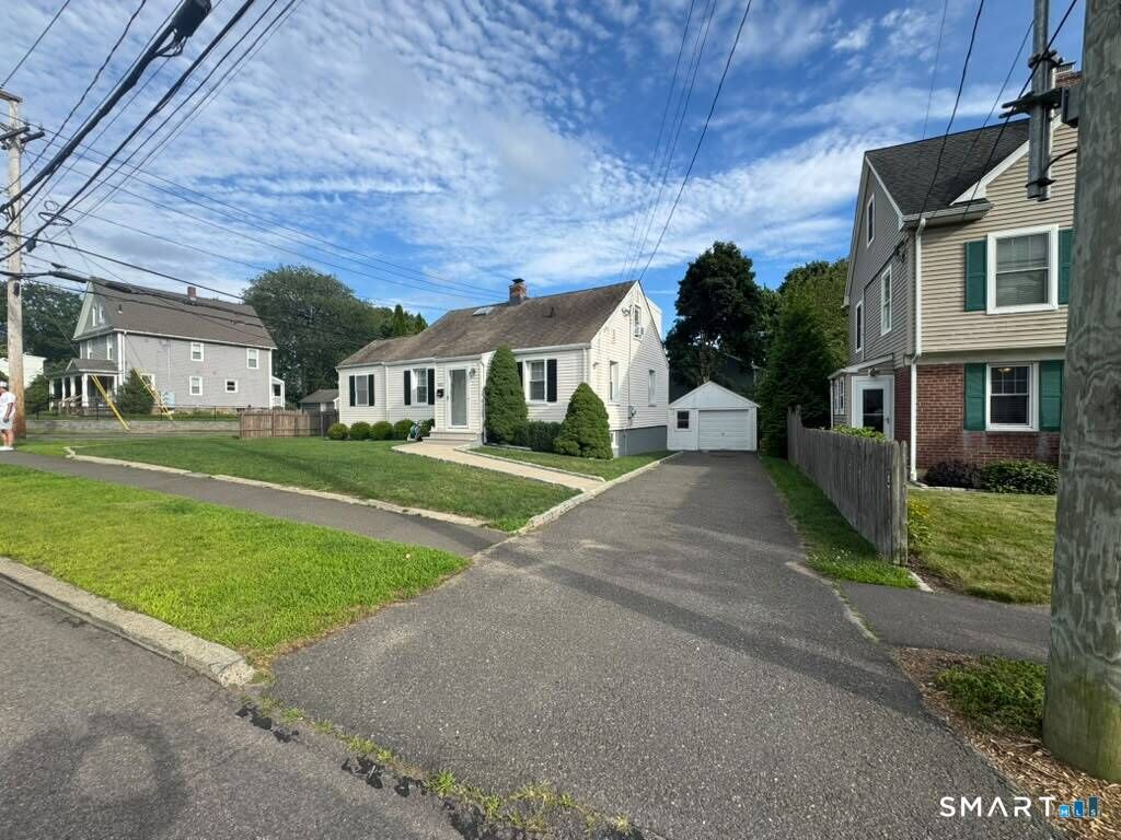 Property Photo:  681 Jennings Road  CT 06824 