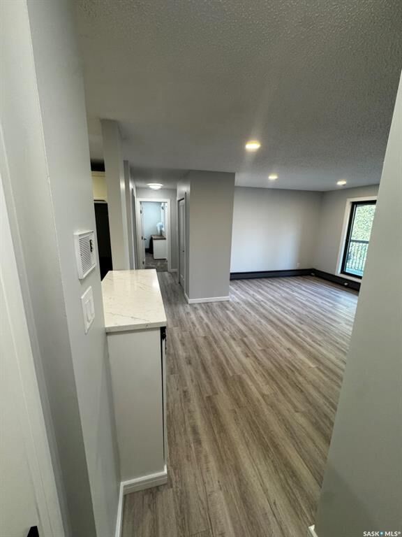 Property Photo: 365 Kingsmere Boulevard 303 SK S7J 4J6