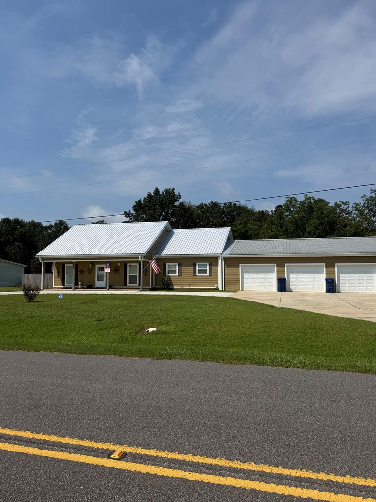 Property Photo: 4420 W Cook Rd AL 36301