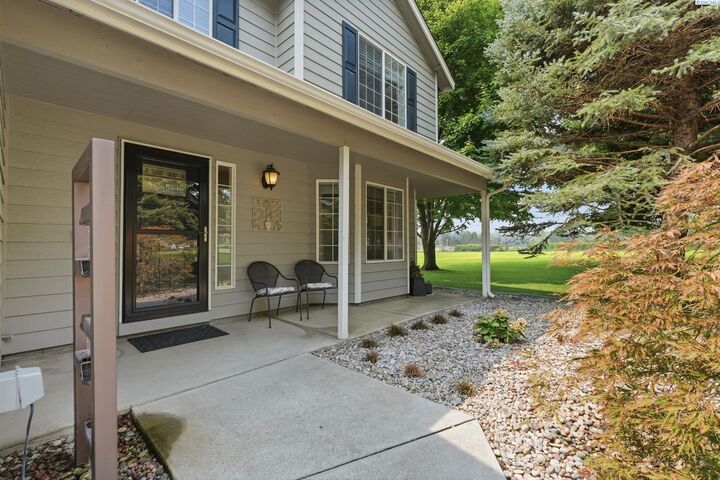 Property Photo:  3701 Mount Baker Ct  WA 99353 