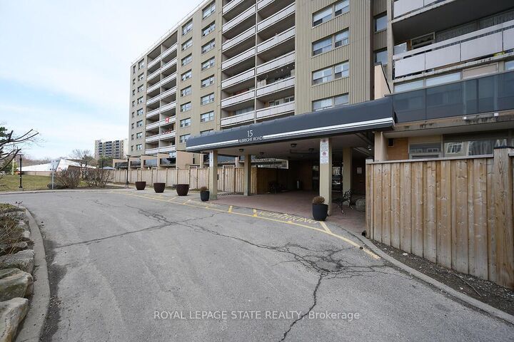 Property Photo: 15 Albright Road 811 ON L8K 5J2