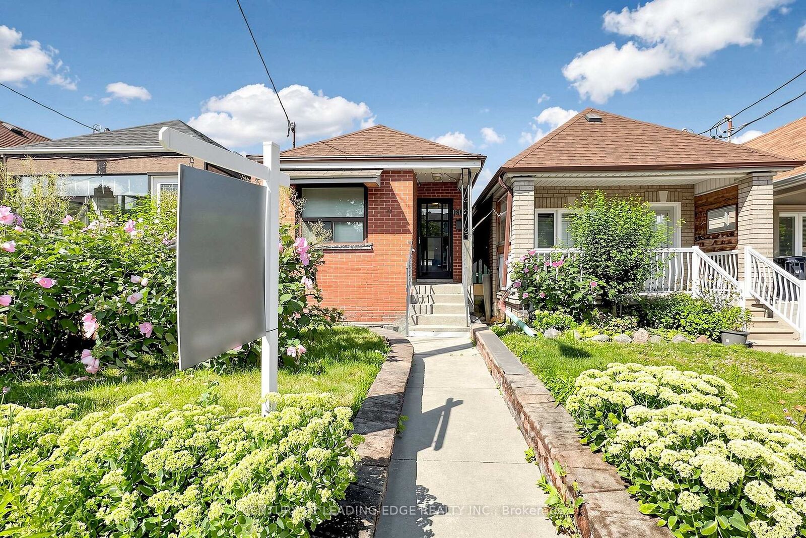 Property Photo:  180 Gilbert Avenue  ON M6E 4W5 