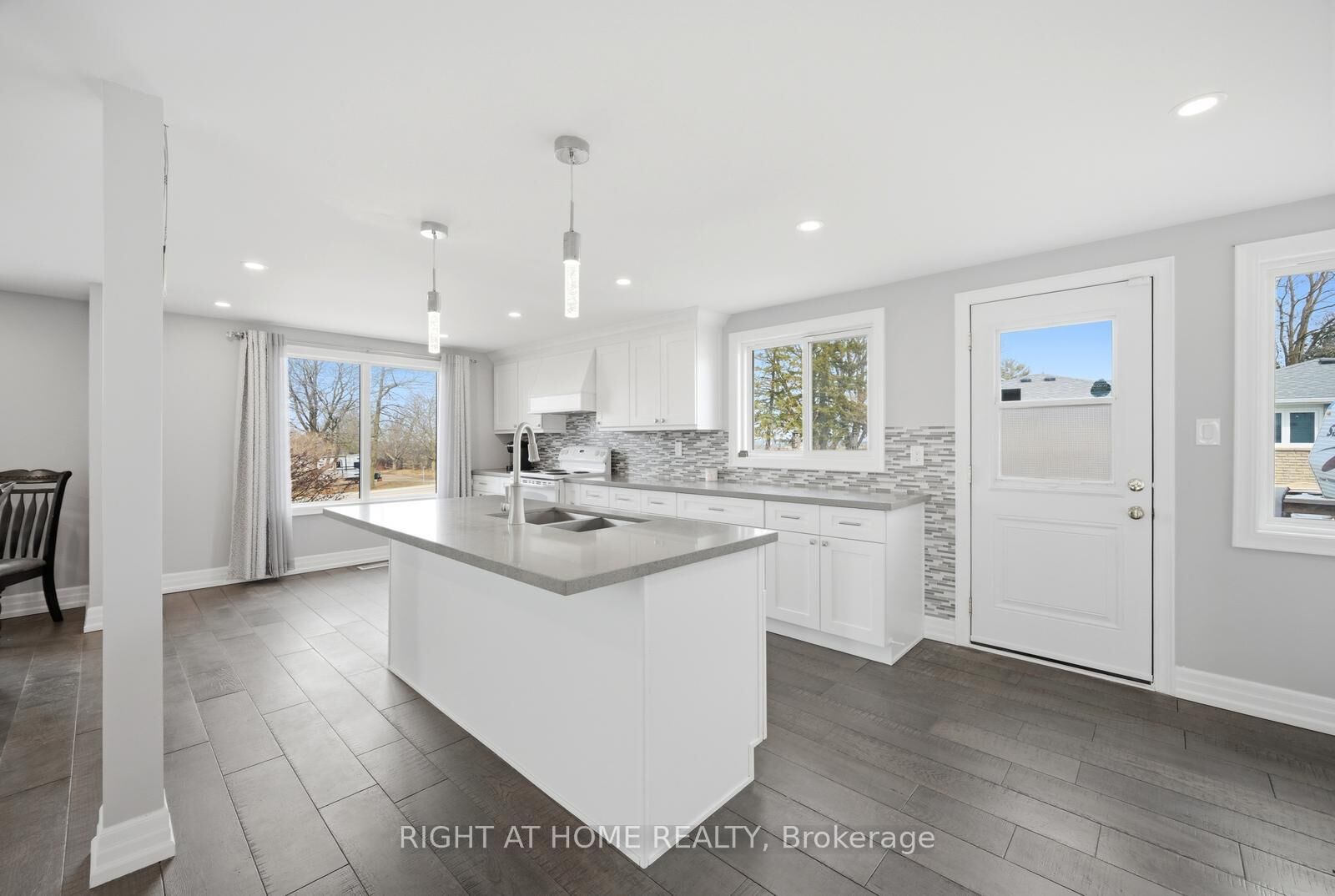 Property Photo: 5885 7th Line ON L0G 1A0