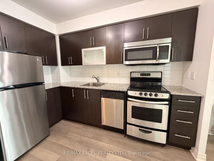Property Photo: 50 Town Centre Court 2106 ON M1P 0A9
