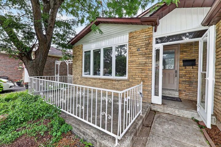 Property Photo: 151 Fawcett Trail ON M1B 3B9