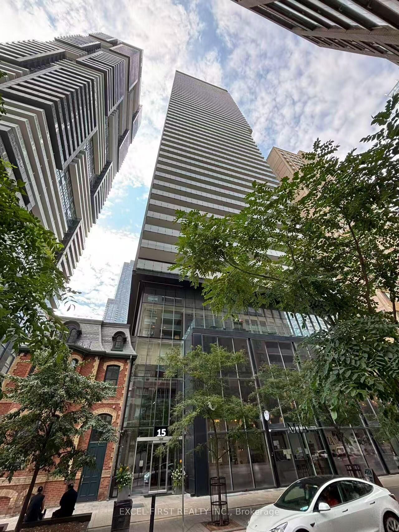 Property Photo: 15 Grenville Street 1011 ON M4Y 1A1