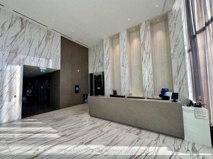 Property Photo: 448 Burnhamthorpe Road W ON L5B 0R4