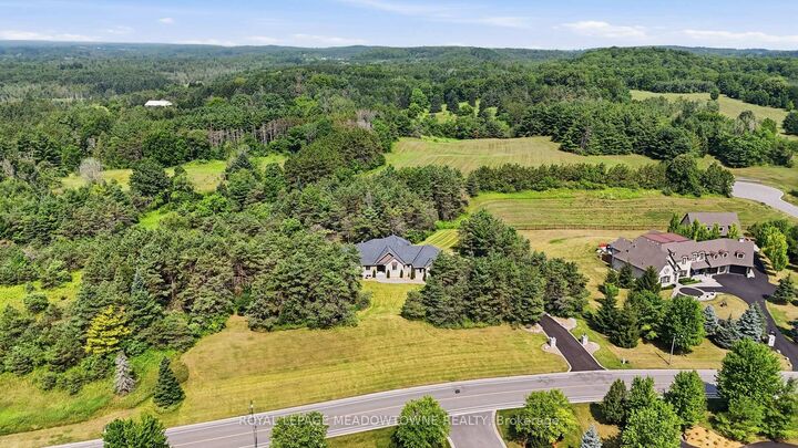 Property Photo: 20 Buckstown Trail ON L7E 4H7