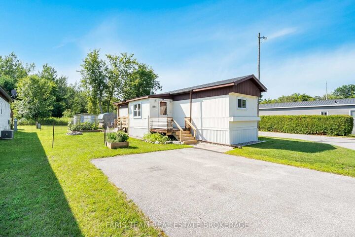 1295 Hilltop Road — photo 1