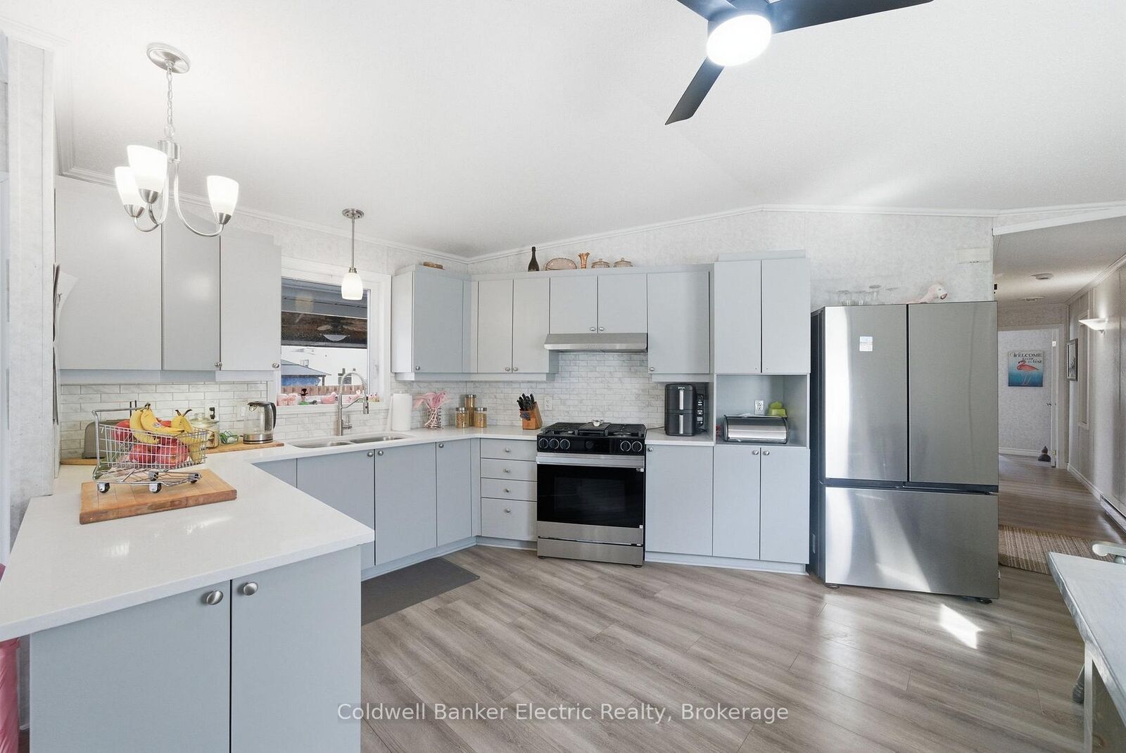 Property Photo:  7 Homewood Avenue  ON K9V 0H5 