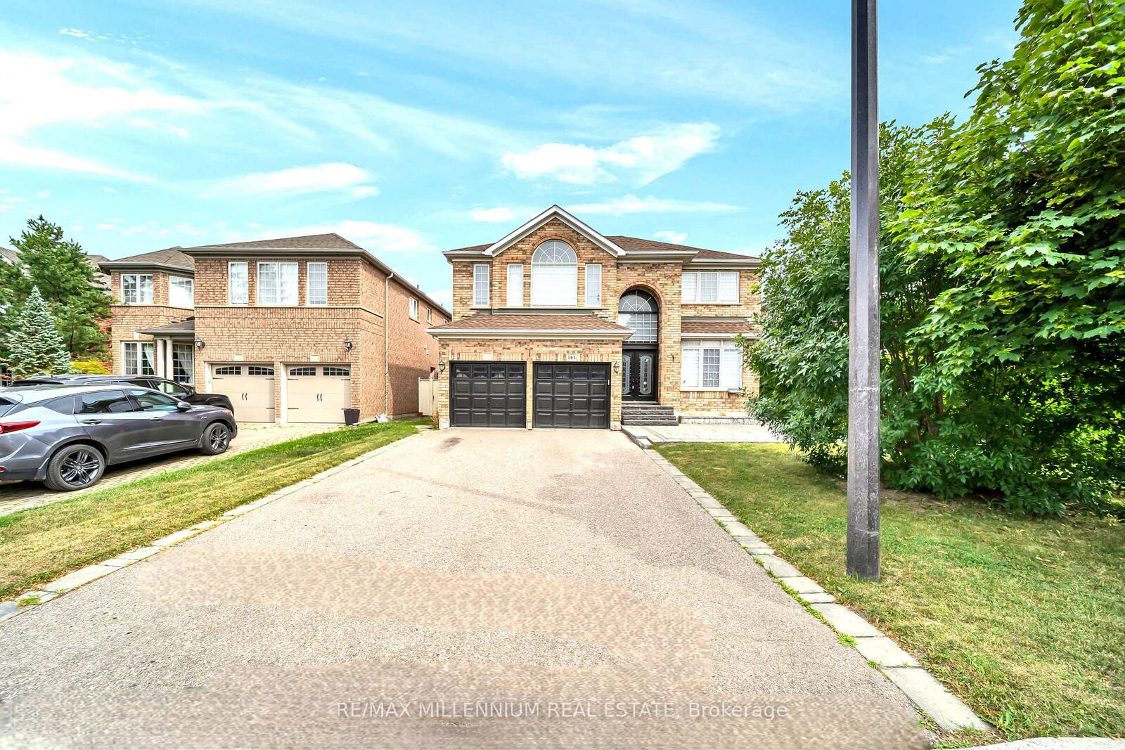 Property Photo:  161 Julia Valentia Avenue  ON L4H 1Z1 