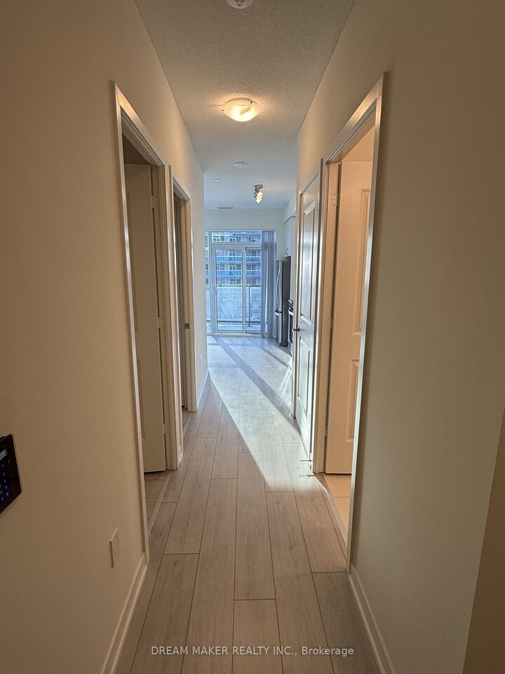 Property Photo: 38 Annie Craig Drive 511 ON M8V 0G9