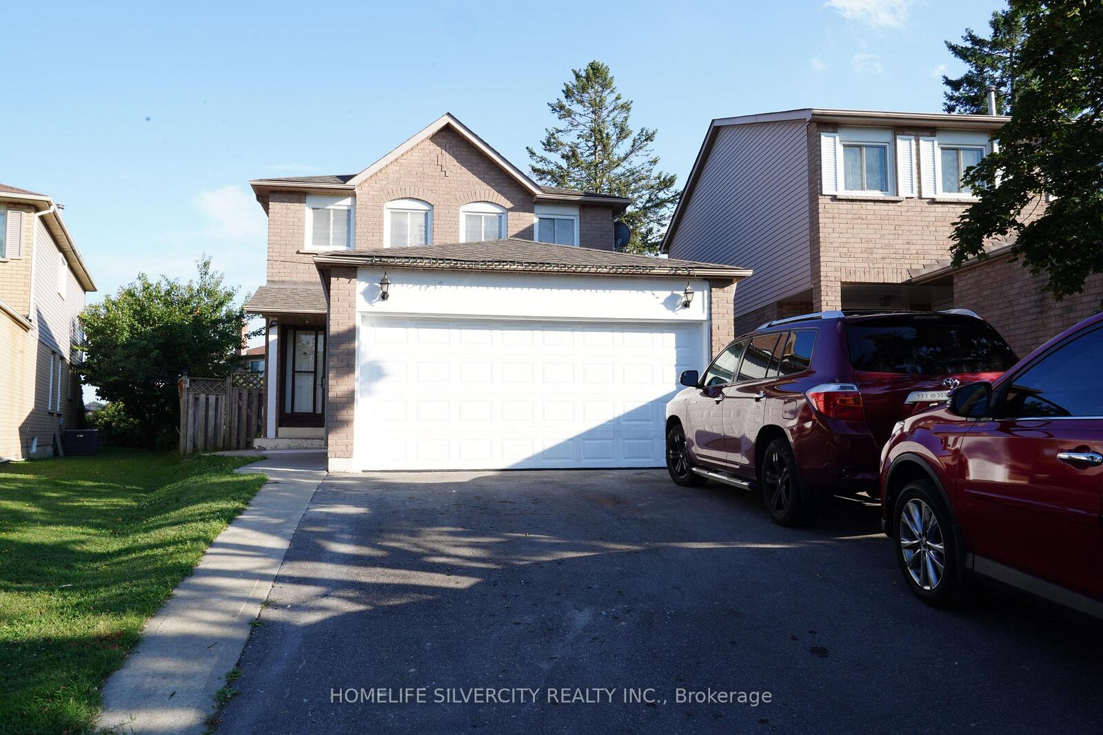 Photo de la propriété:  16 Norwood Place  ON L6S 4W9 
