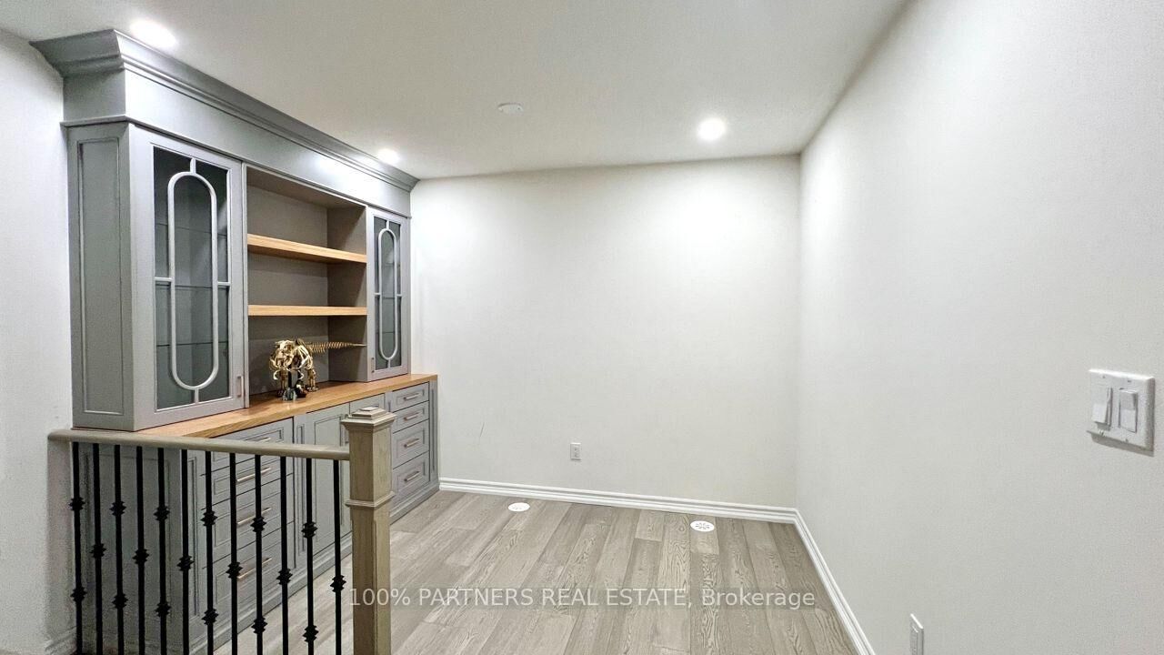 Property Photo:  15 Eaton Park Lane 23  ON M1W 0A5 