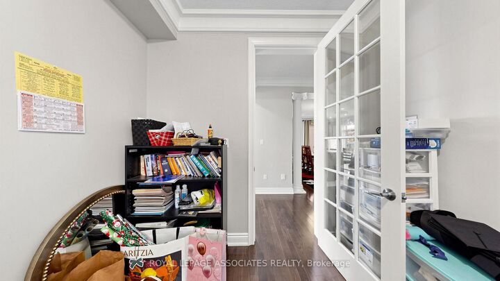 Property Photo: 35 Godliman Road ON L6X 5G3