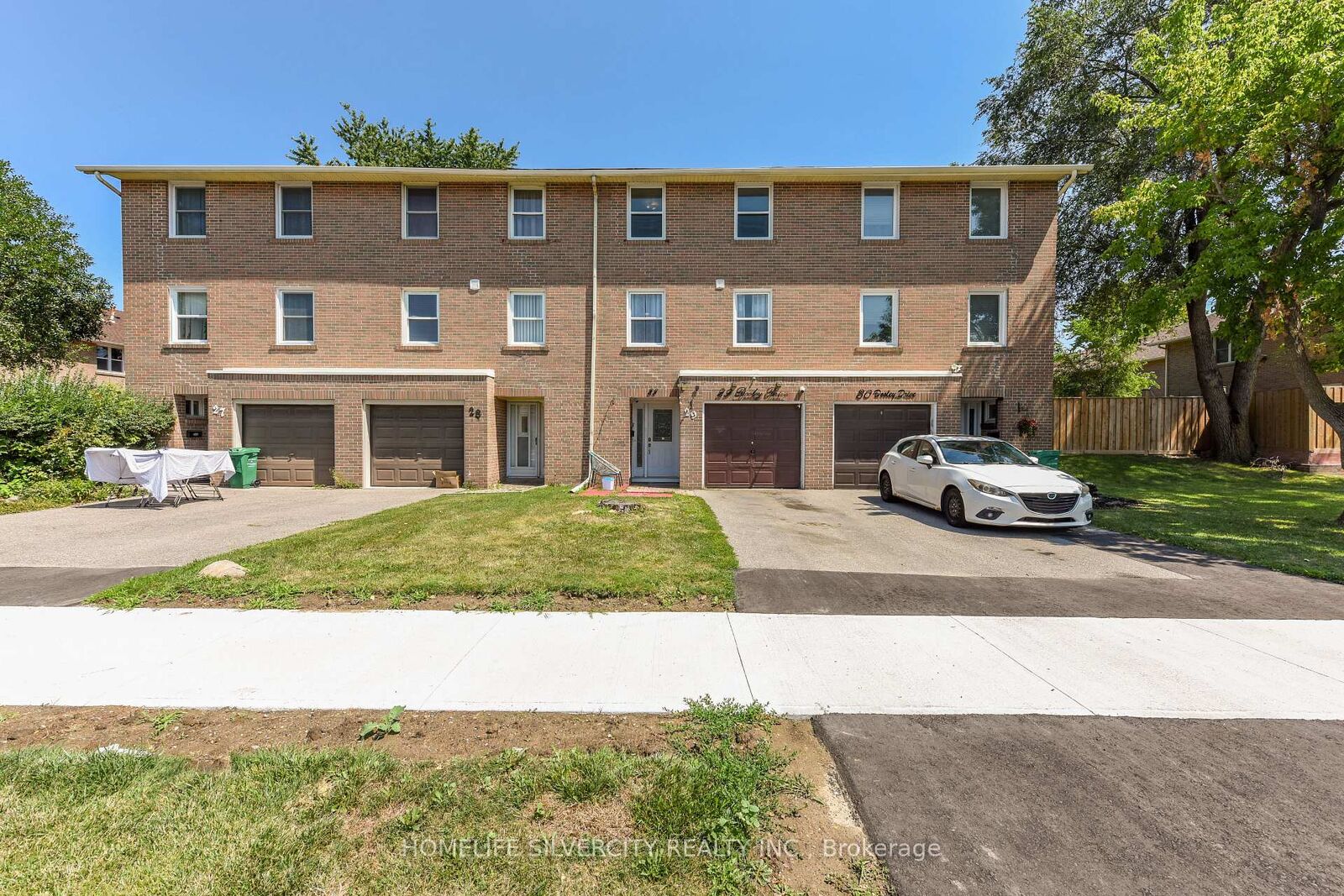 Property Photo: 7255 Dooley Drive 29 ON L4T 2S7