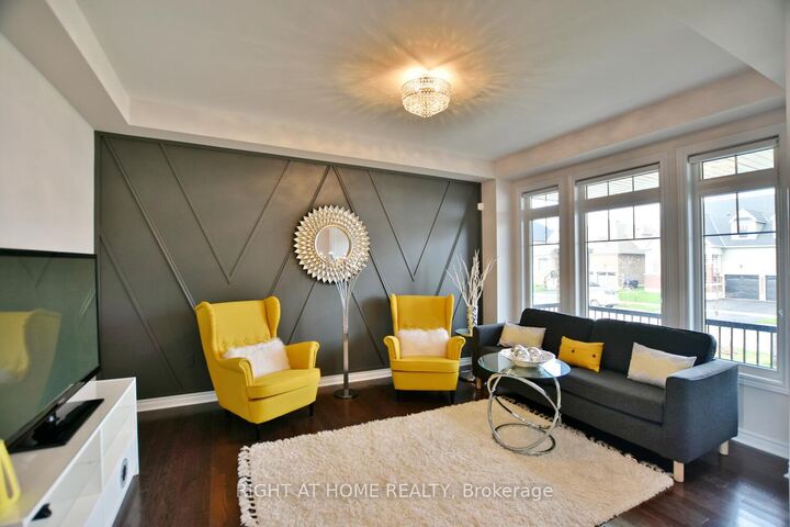 94 Kirby Avenue — photo 1