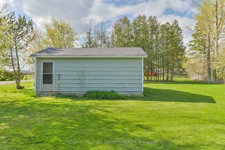 Property Photo:  1095 Island View Drive  ON K0L 1B0 