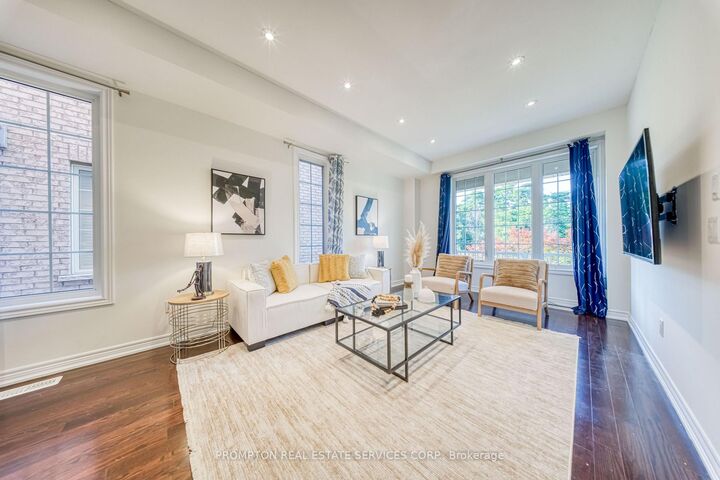 Property Photo: 2762 Donald Cousens Parkway ON L6B 0X8