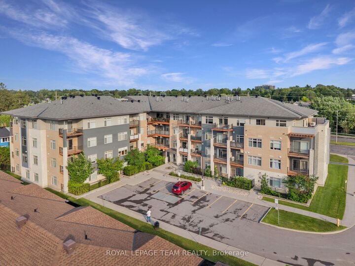 Property Photo: 2785 Baseline Road 215 ON K2H 0B7