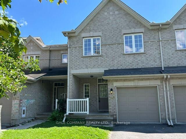 Property Photo:  149 Tandalee Crescent S  ON K2M 0A2 