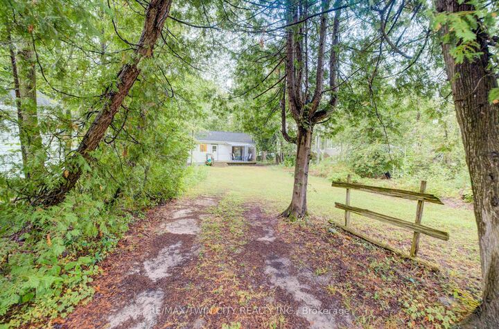 Property Photo:  757 Victoria Road  ON N0G 2R0 