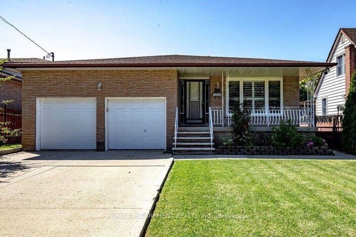 118 Pottruff Road S — photo 1